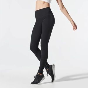 Blanqi Black Leggings Medium